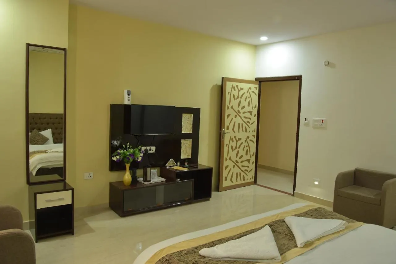 Hotel Sarweshwary Varanasi India