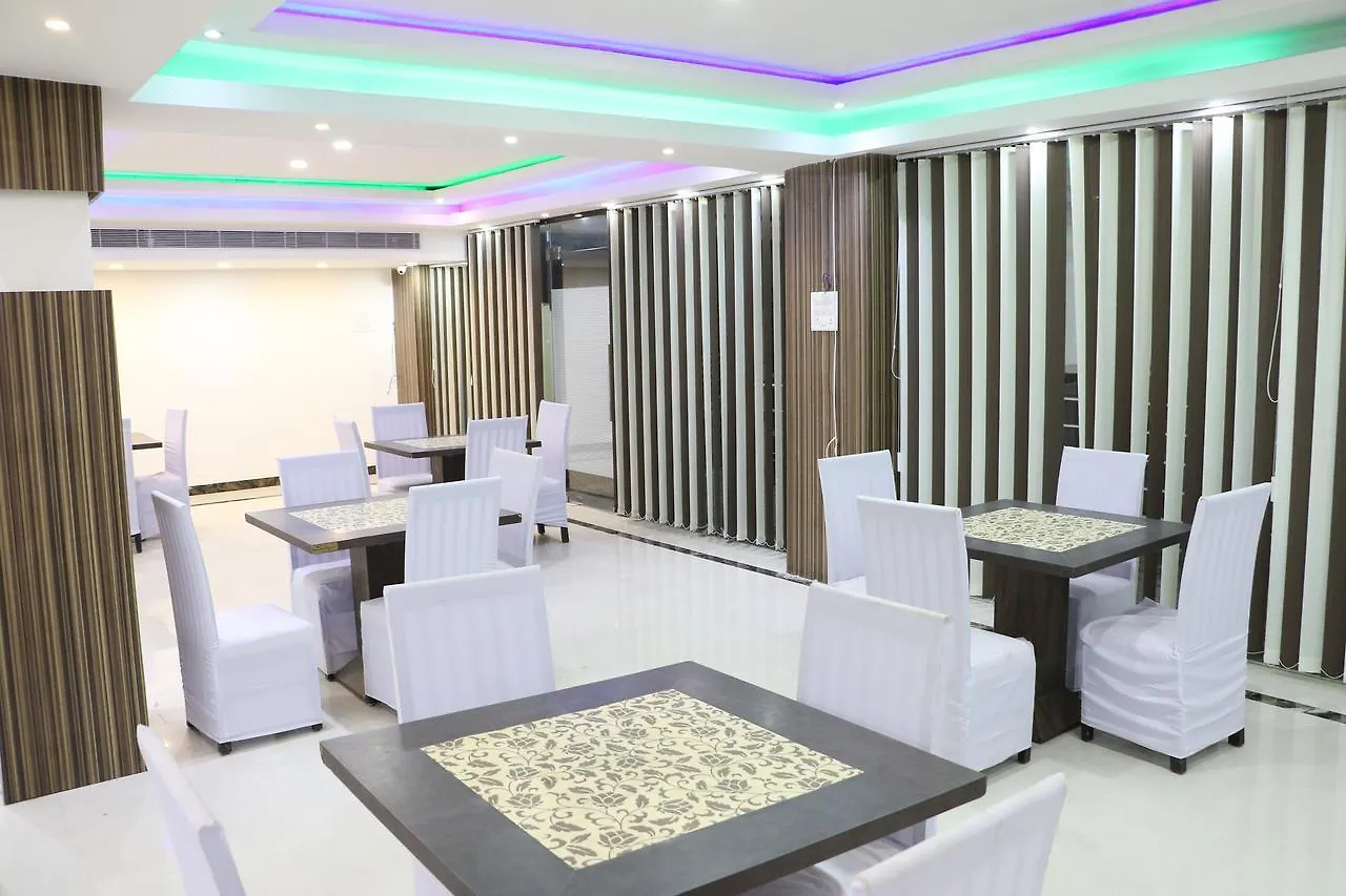 Hotel Sarweshwary Varanasi